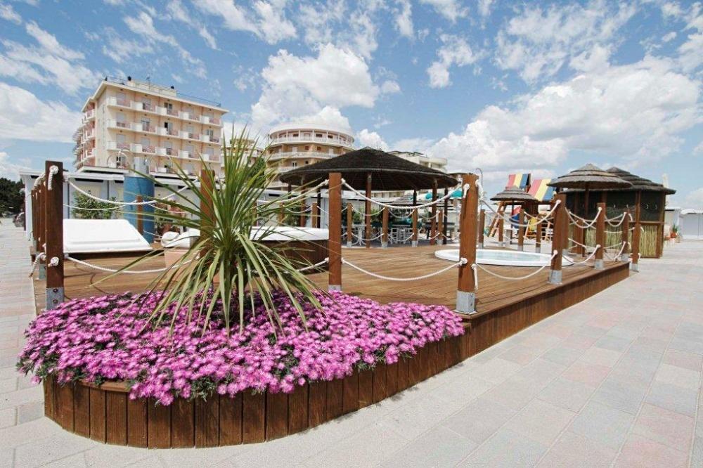 Hotel Torremaura Milano Marittima Esterno foto